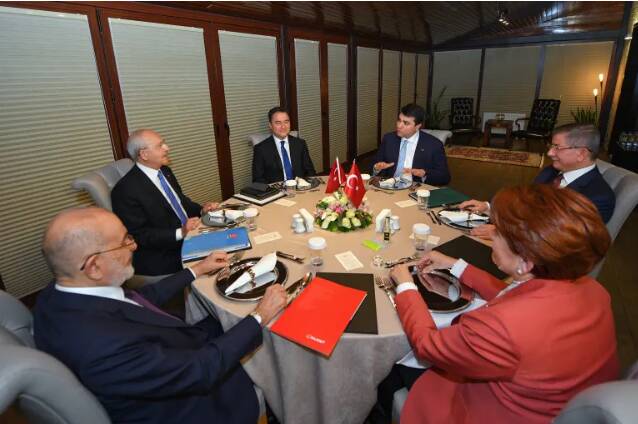 رهبر اپوزیسیون ترکیه: اردوغان در دور اول انتخابات بازنده است