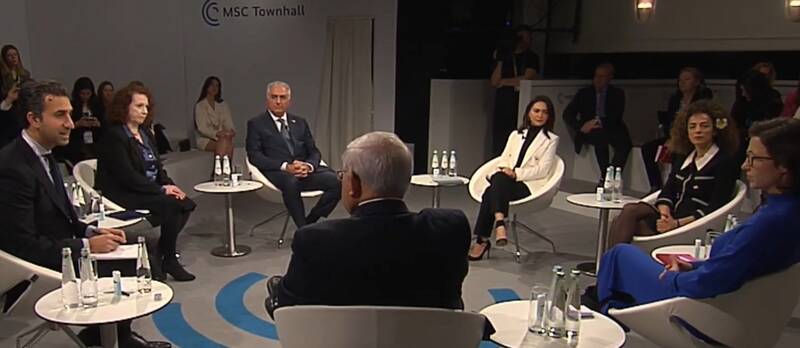 رابطه نازی آباد با اروپاگردی مصی علینژاد چیست؟+ عکس