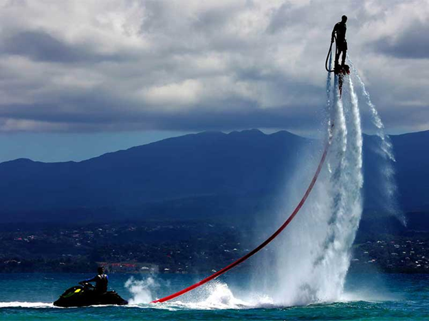 بهترین تفریحات آبی جزیره کیش را میشناسید؟