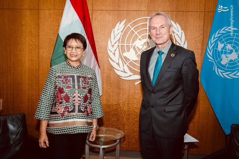 ماجرای یک پرچم و یک توضیح+ عکس