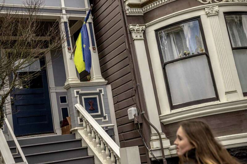 دختر ۱۳ ساله اوکراینی از خشونت در مدارس آمریکا میگوید +عکس