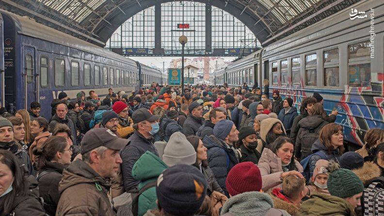 ارتش روسیه در آستانه فتح شهر باخموت/ اوکراین برای تهاجم بزرگ در جبهه جنوبی آماده میشود/ بازگشت تدریجی آوارگان اوکراینی از کشورهای همسایه +نقشه و تصاویر