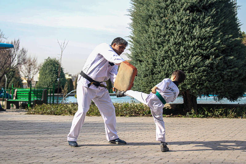 عکس/سالمندان و ورزش صبح گاهی