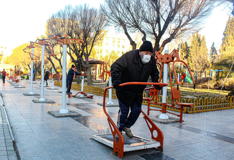 عکس/سالمندان و ورزش صبح گاهی