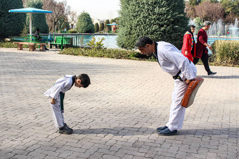 عکس/سالمندان و ورزش صبح گاهی