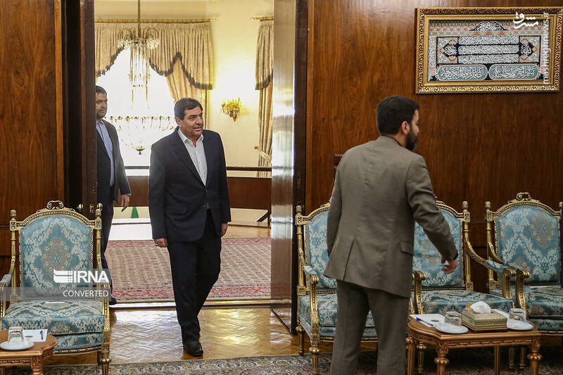 عکس/ دیدار فرستاده پادشاه عمان با مخبر