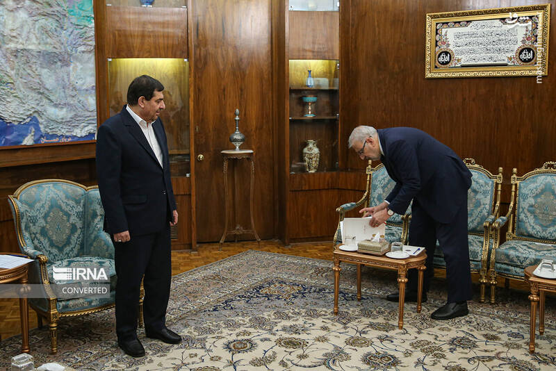 عکس/ دیدار فرستاده پادشاه عمان با مخبر