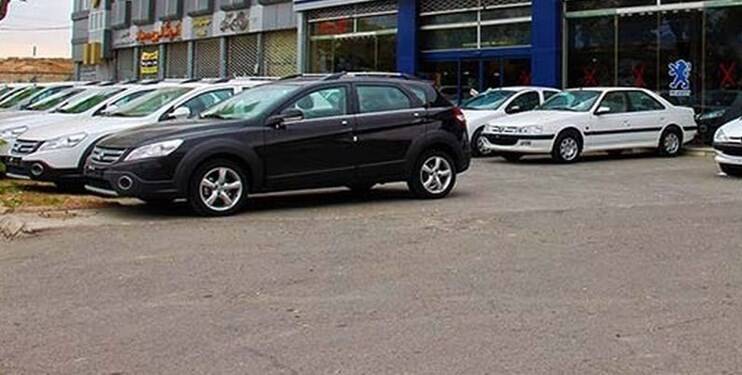 روایت پیش فروش عجیب خودرو توسط یک شرکت خاص در تاکستان/ اینجا دیگر کسی دل و دماغ کارکردن ندارد!