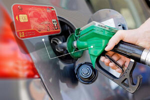 ببینید | جزئیات مهم یک ممنوعیت جدید در پمپ بنزین‌ها | توضیحات سخنگوی جایگاه‌داران سوخت