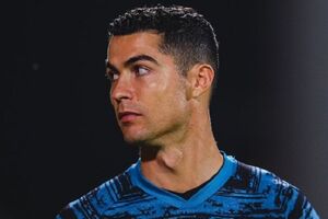 رونالدو یک هواپیما کمک به زلزلهزدگان ترکیه و سوریه فرستاد رونالدو یک هواپیما کمک به زلزلهزدگان ترکیه و سوریه فرستاد