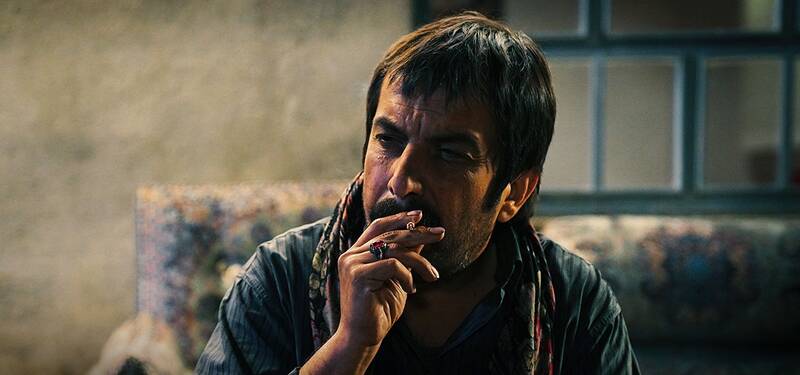 پهلوانزاده نسخه سطح پایینتری از محمدحسین مهدویان است