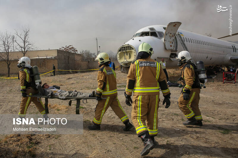 عکس/ مانور طرح اضطراری در فرودگاه مشهد