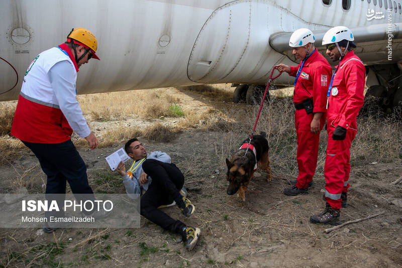 عکس/ مانور طرح اضطراری در فرودگاه مشهد