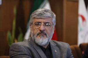 پولادگر: انوشیروانی هندوانه به شرط چاقو بود