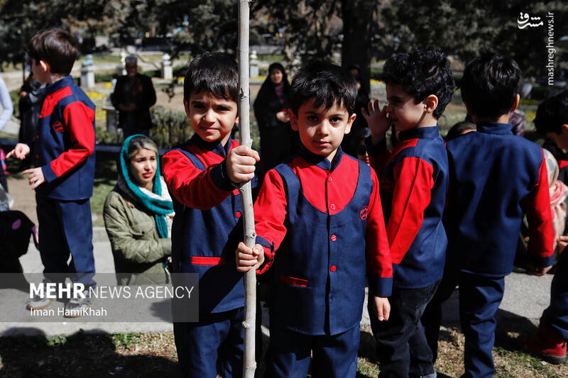 عکس/ مراسم روز درختکاری در همدان