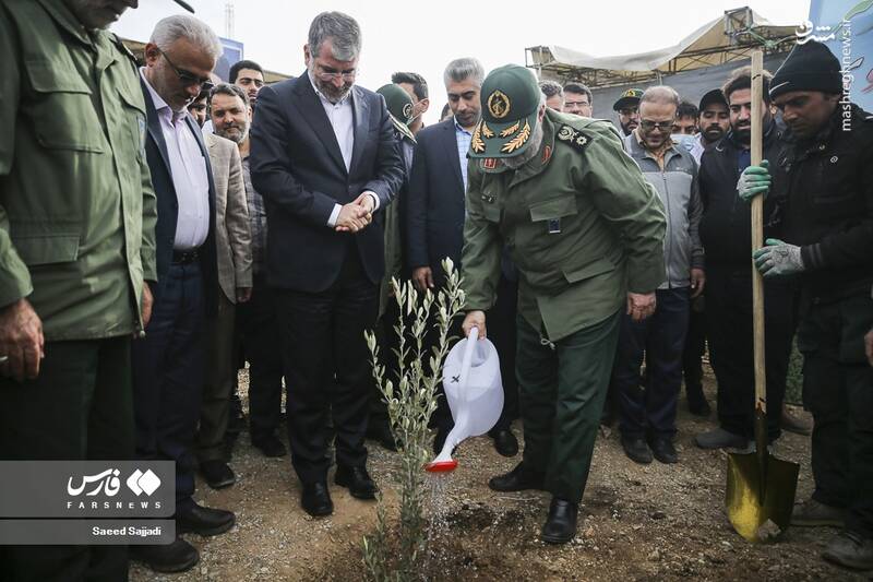 عکس/ مراسم روز درختکاری در سپاه پاسداران