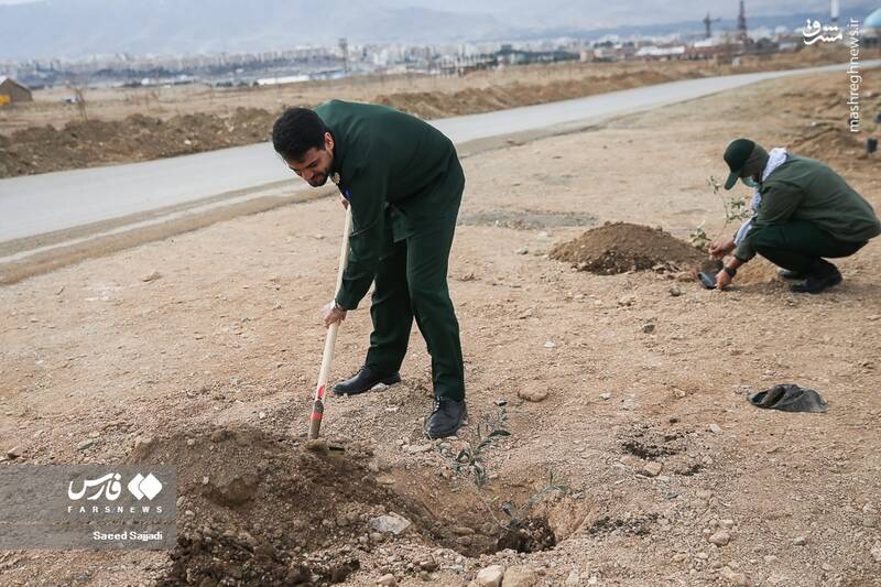 عکس/ مراسم روز درختکاری در سپاه پاسداران