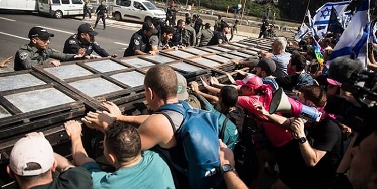 فرار نتانیاهو از معترضان به ایتالیا