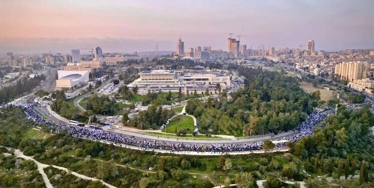 فرار نتانیاهو از معترضان به ایتالیا