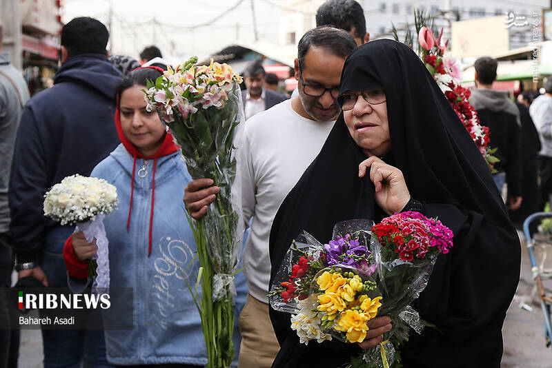 عکس/ حال و هوای بازار گل و گیاه پایتخت در آستانه سال نو