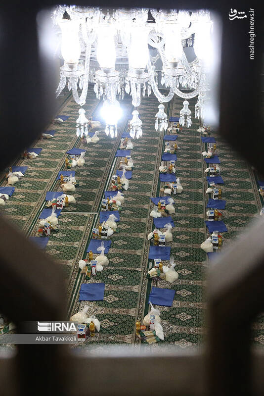 عکس/ توزیع ۱۰۰۰ بسته کمک معیشتی