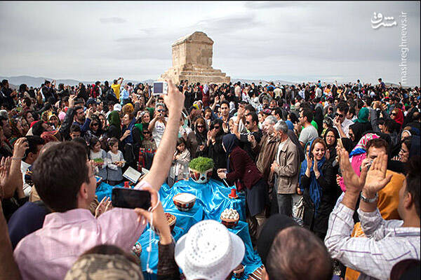 لحظه تحویل سال به کجا برویم؟ +تصاویر