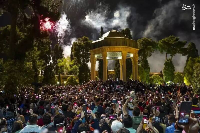 لحظه تحویل سال به کجا برویم؟ +تصاویر