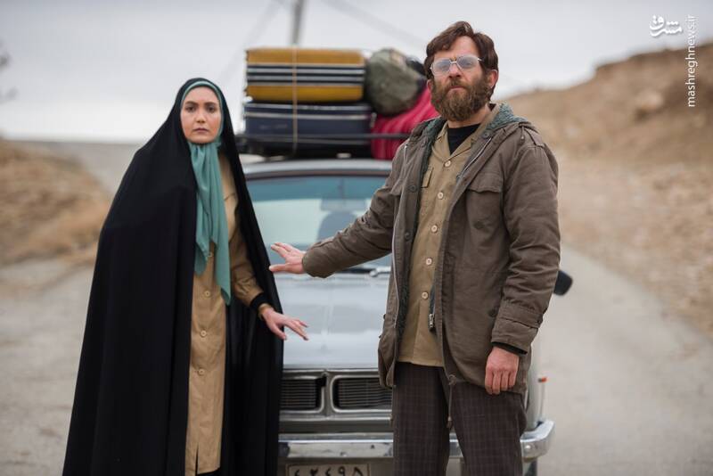 پوستر فیلم «غریب» رونمایی شد 4