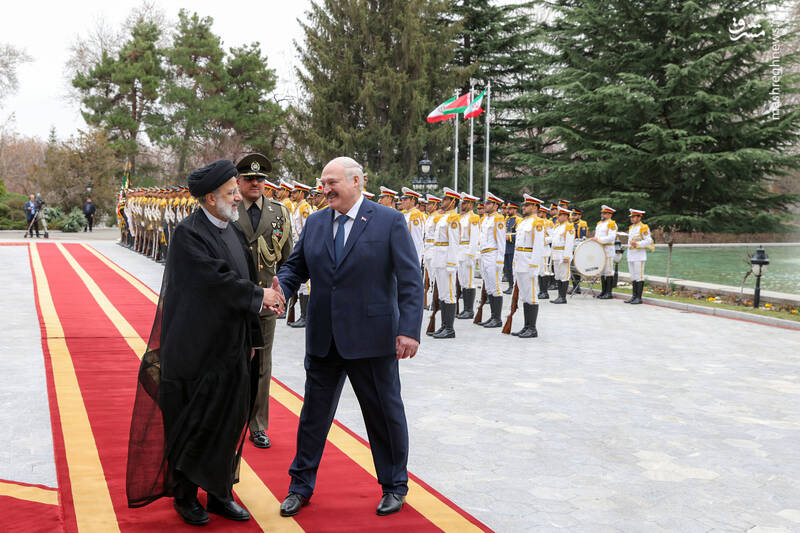 عکس/ استقبال رسمی رئیسی از رئیس جمهور بلاروس