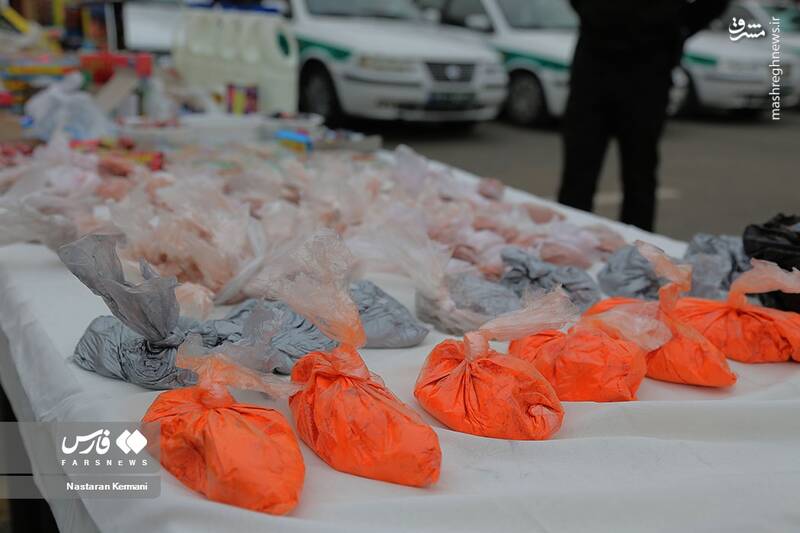عکس/ کشفیات مواد محترقه توسط پلیس البرز