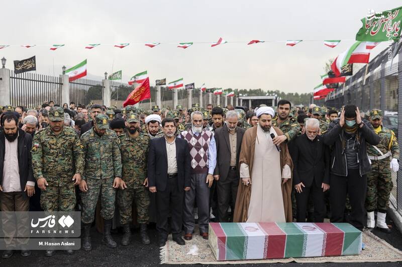 عکس/ تشییع شهید گمنام در فدراسیون کشتی