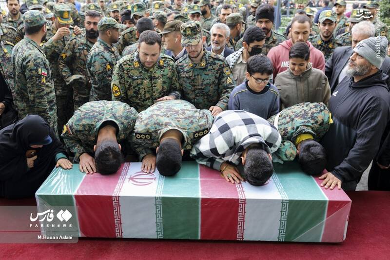 عکس/ تشییع شهید گمنام در فدراسیون کشتی