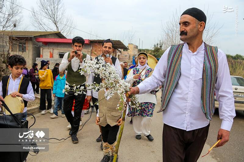 عکس/ نوروزخوانی در شهر تاریخی فرحآباد