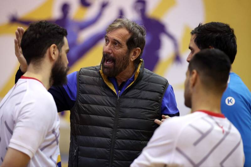 سرمربی تیم ملی هندبال رفتنی شد؟
