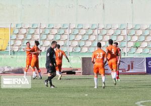 شکست صدرنشین مقابل سایپا / جنگ لیگ برتری شدن در اوج هیجان
