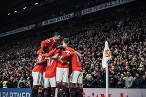 گرد و خاک منچستریونایتد مقابل فولامِ 9 نفره