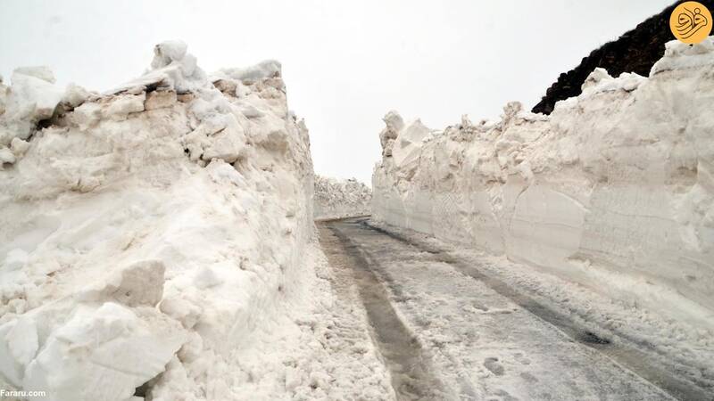 عکس/ بازگشایی جادههای پوشیده از برف در شهر موش