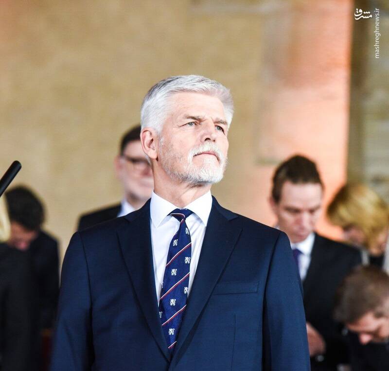 حمله پهپادهای اوکراینی به پایگاه هوایی دژانکوی در کریمه/ سال ۲۰۲۳ آخرین فرصت اوکراین برای پیروزی است/ اروپا یک میلیون گلوله توپخانه برای کییف ارسال میکند +فیلم و تصاویر