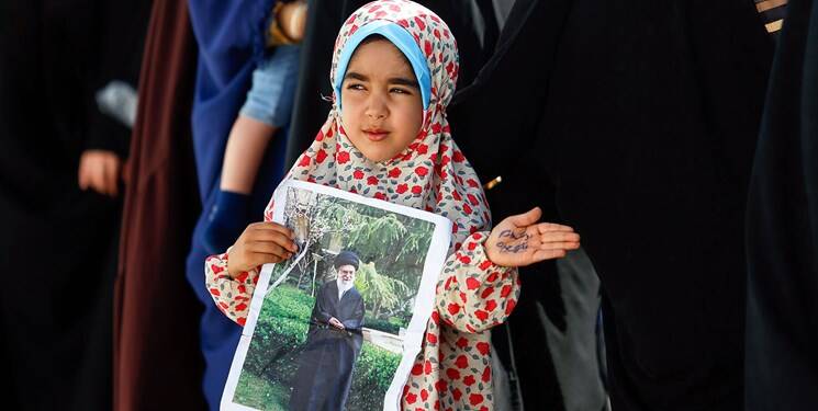 حاشیه نگاری از مراسم سخنرانی نوروزی رهبر انقلاب در حرم رضوی/ انتظارها برای دیدار یار به سر رسید