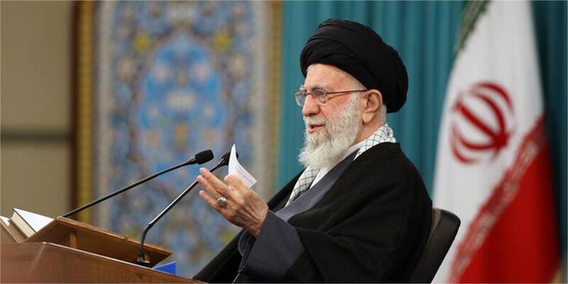 فیلم/ رهبر انقلاب در محفل انس با قرآن از کدام تلاوت‌ها نام بردند و به آن‌ها اشاره کردند؟