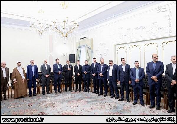 عکس/ دیدار عیدانه رئیسی با مقامات کشوری و لشکری