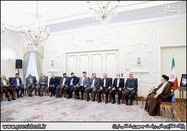عکس/ دیدار عیدانه رئیسی با مقامات کشوری و لشکری