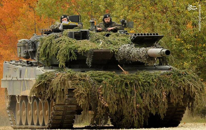 فرانسه ۴۰ فروند جنگنده میراژ۲۰۰۰ به اوکراین میدهد/ تانکهای چلنجر و لئوپارد به دست ارتش اوکراین رسید/ ترامپ: مردم امریکا دعا کنند جنگ جهانی سوم رخ ندهد! +نقشه و تصاویر