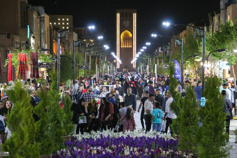 عکس/ یک روز نوروزی در شهر و بافت گردشگری یزد