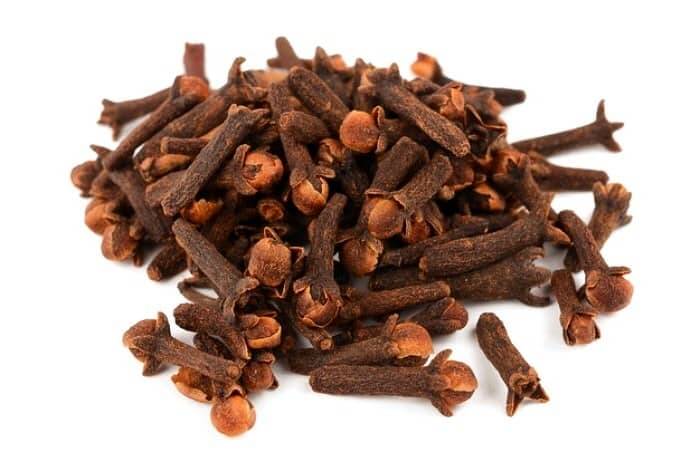 ۱۰ مُسکن طبیعی ضد درد را بشناسید