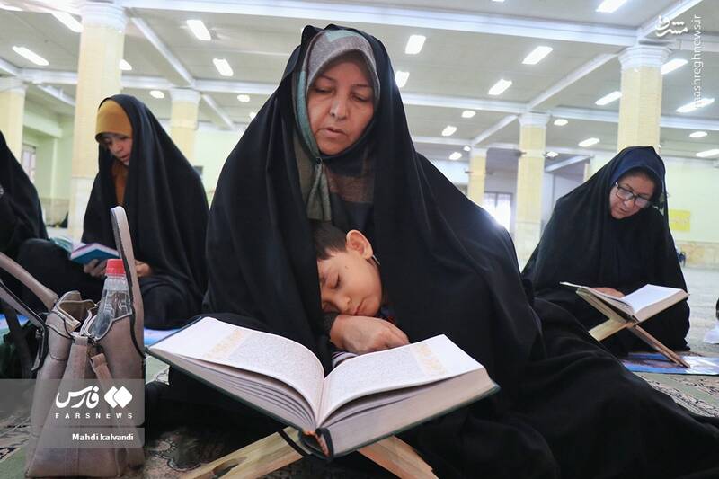 عکس/ آیین جزءخوانی قرآن کریم در همدان
