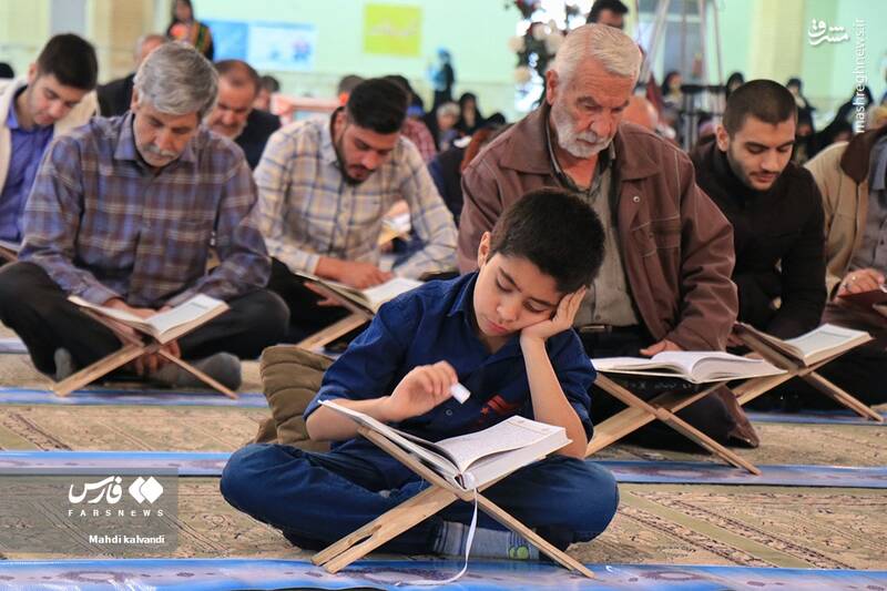 عکس/ آیین جزءخوانی قرآن کریم در همدان