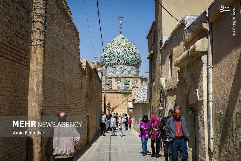 عکس/ حال و هوای نوروز در مسجد نصیرالملک