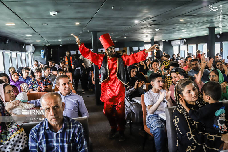 عکس/ گردشگری دریایی در نوروز