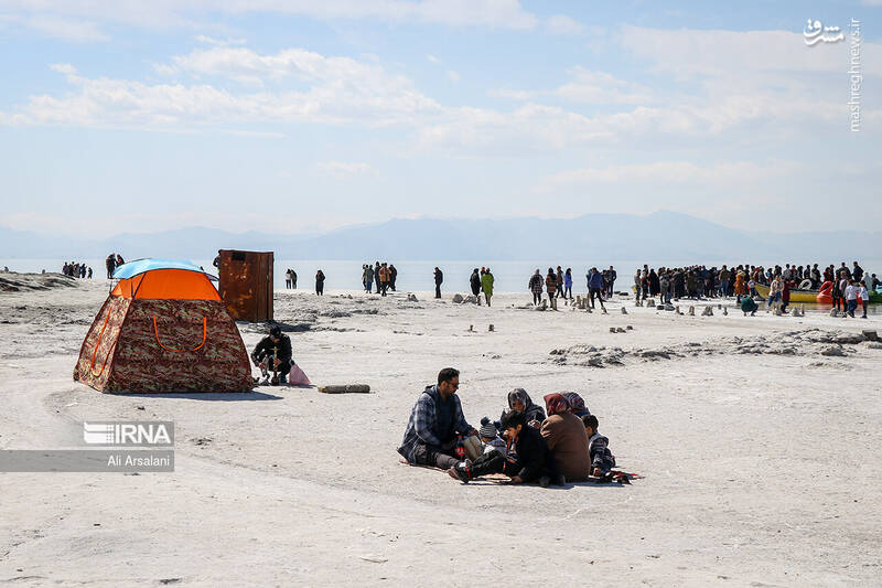 عکس/ روز طبیعت؛ دریاچه ارومیه